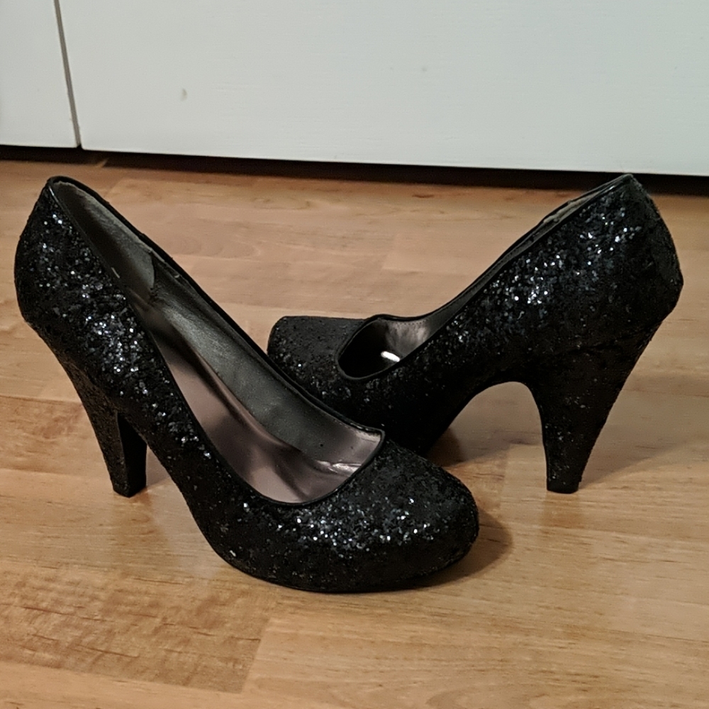 Qupid Glitter Heels